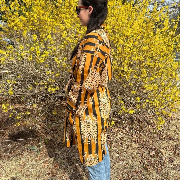 Bath Robe Belted Pockets Made In Indian Lightweight Striped Tigers Cotton Gold - Picture 2 of 8